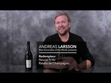 Charger et lire la vidéo dans la visionneuse de la Galerie, NOUVEL R - Ratafia Champenois - Carton de 6 bouteilles